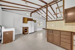 645 Park Ave, Orange City, FL 32763 - Photo 11