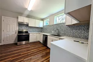 414 S Prospect St, Crescent City, FL 32112 - Photo 7