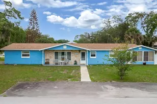 201 Poinciana Ave, Port Orange, FL 32127 - Photo 1