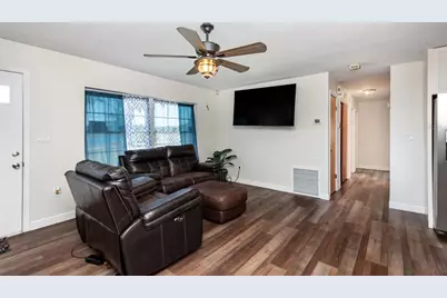 404 Grand Rondo E, Crescent City, FL 32112 - Photo 5