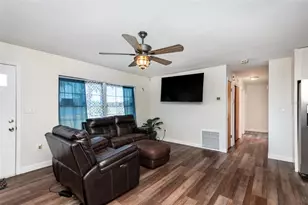 404 Grand Rondo E, Crescent City, FL 32112 - Photo 5