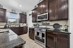 1801 Waterside Oaks Dr, Orange City, FL 32763 - Photo 9
