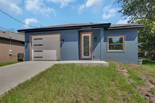 556 Wallace St, Daytona Beach, FL 32114 - Photo 1