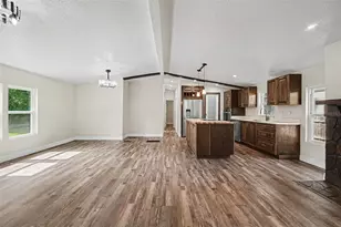 24414 Maxwell St, Astor, FL 32102 - Photo 7