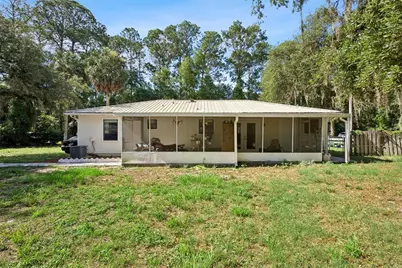 24623 N George Street, Astor, FL 32102 - Photo 11