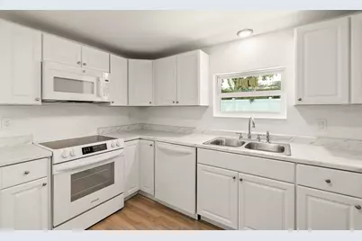 607 Wayne Avenue, New Smyrna Beach, FL 32168 - Photo 3