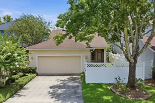 305 Manor View Ln, Deland, FL 32724 - Photo 11
