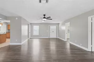 2852 English Dr, Deltona, FL 32738 - Photo 7