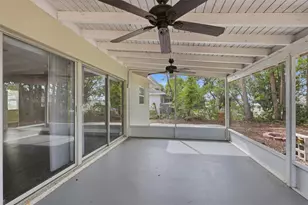 2852 English Dr, Deltona, FL 32738 - Photo 31
