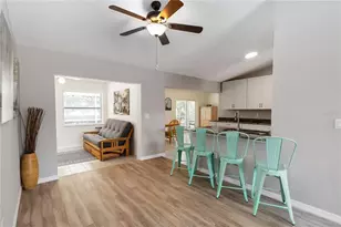 5 Bird of Paradise Pl, Palm Coast, FL 32137 - Photo 7