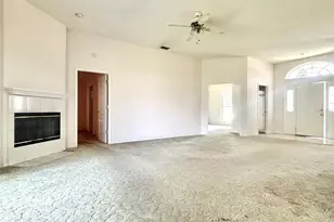 132 Lake Mariam Way, Winter Haven, FL 33884 - Photo 5