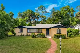 948 NE 6th St, Ocala, FL 34470 - Photo 1