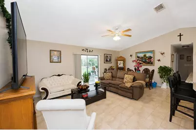 1822 S Houston Dr, Deltona, FL 32738 - Photo 9