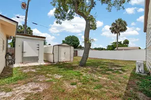 1803 Evergreen Dr, Edgewater, FL 32132 - Photo 37