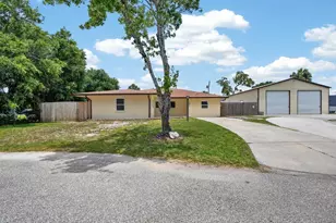 1803 Evergreen Dr, Edgewater, FL 32132 - Photo 3