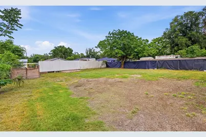 1215 S Delaware Avenue, Deland, FL 32720 - Photo 5