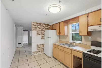 1215 S Delaware Avenue, Deland, FL 32720 - Photo 13