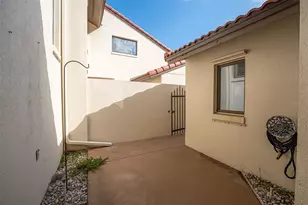 2928 Sea Oats Cir, Daytona Beach Shores, FL 32118 - Photo 25