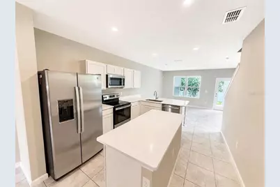 2008 Edison Pointe Boulevard, South Daytona, FL 32119 - Photo 3