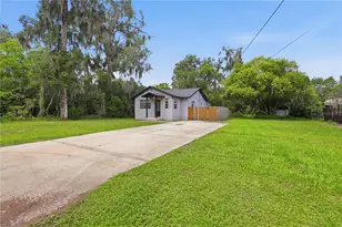 210 Winslow Ave, Deland, FL 32724 - Photo 5
