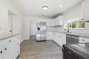 210 Winslow Ave, Deland, FL 32724 - Photo 17