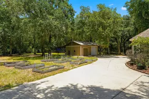 381 N Jungle Rd, Geneva, FL 32732 - Photo 43