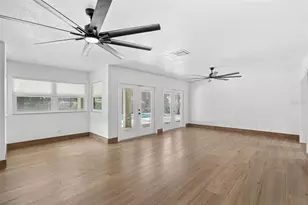 3271 Majestic Oak Dr, Saint Cloud, FL 34771 - Photo 3