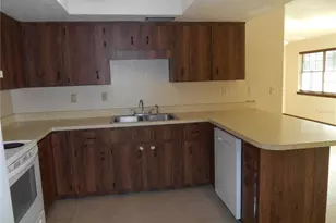 1564 S Montgomery St, Deland, FL 32720 - Photo 5
