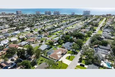 33 Sandcastle Drive, Ormond Beach, FL 32176 - Photo 3