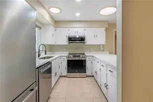 19 Banner Ln, Palm Coast, FL 32137 - Photo 13