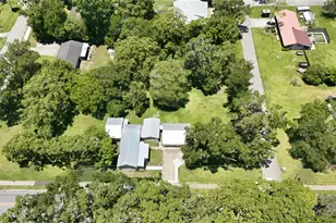 128 N Lakeview Dr, Lake Helen, FL 32744 - Photo 33