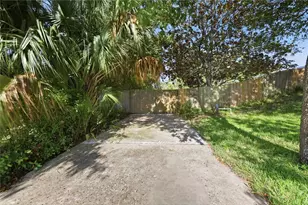 1892 Joyner Dr, Deltona, FL 32725 - Photo 43