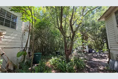 236 N Amelia Avenue, Deland, FL 32724 - Photo 11