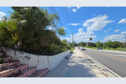 236 N Amelia Avenue, Deland, FL 32724 - Photo 5