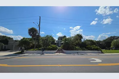 236 N Amelia Avenue, Deland, FL 32724 - Photo 3