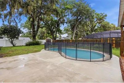 483 Spruceview Drive, Port Orange, FL 32127 - Photo 7