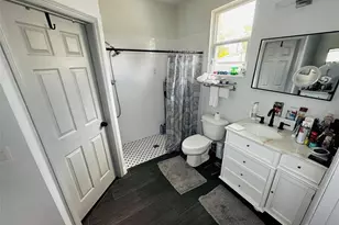 606 W Voorhis Ave, Deland, FL 32720 - Photo 9