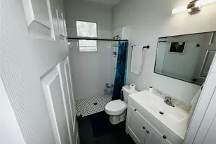 606 W Voorhis Ave, Deland, FL 32720 - Photo 13