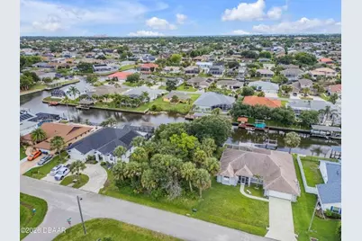 9 N Christopher Court, Palm Coast, FL 32137 - Photo 11