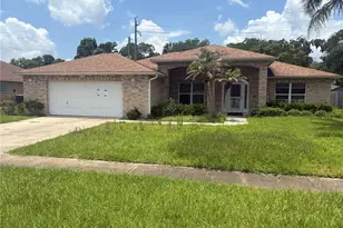 128 Spinnaker Cir, South Daytona, FL 32119 - Photo 1