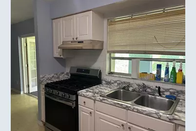 601 Hillcrest Avenue, Titusville, FL 32796 - Photo 3