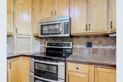 1690 N Clara Avenue, Deland, FL 32720 - Photo 17