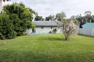 630 E Indiana Ave, Deland, FL 32724 - Photo 13