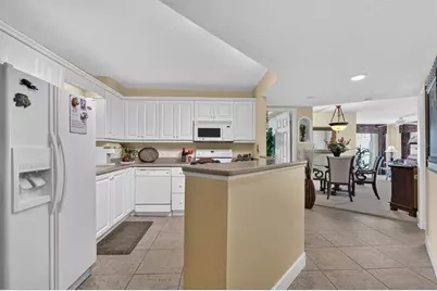 925 N Halifax Avenue #403, Daytona Beach, FL 32118 - Photo 11