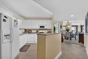 925 N Halifax Ave, Daytona Beach, FL 32118 - Photo 11
