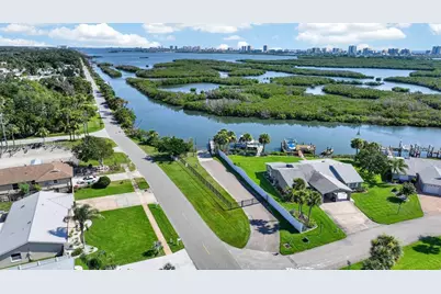 1136 Harbour Point Drive, Port Orange, FL 32127 - Photo 49