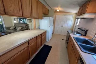 154 Moonlite Dr, Welaka, FL 32193 - Photo 15