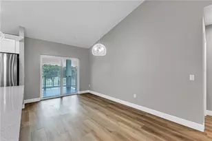 379 S Orange Ave, Orange City, FL 32763 - Photo 15