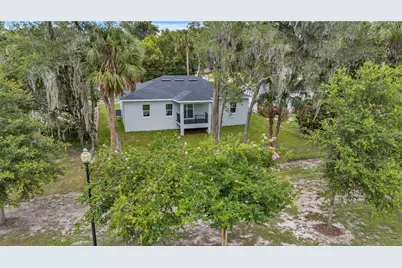 379 S Orange Avenue, Orange City, FL 32763 - Photo 5