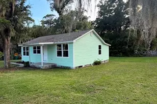 840 N Frankfort Ave, Deland, FL 32724 - Photo 1